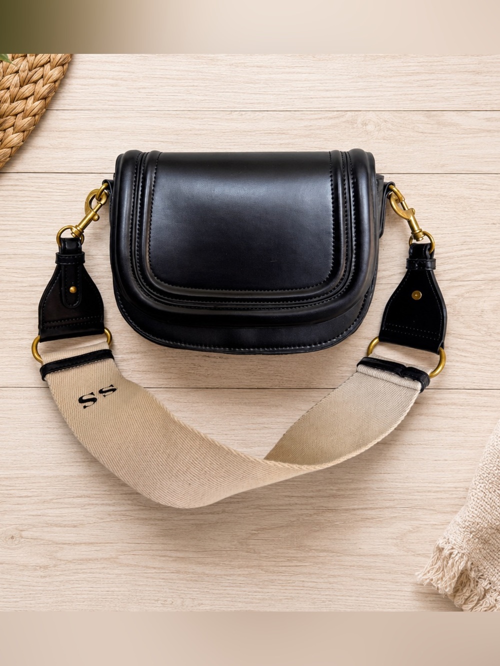 Zara Black Faux Leather Saddle Crossbody Bag Wide SS Logo Strap Gold Hardware